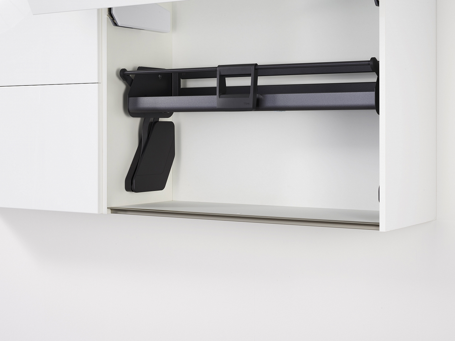 картинка Комплект 1 полка, Ай Мув 800 мм, H 420, цвет АНТРАЦИТ, цвет дна Антрацит, антислип (0217049846) от магазина Kessebohmer.shop